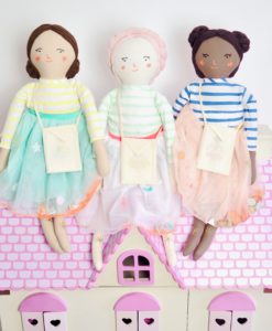 Dolls & Dolly Accessories